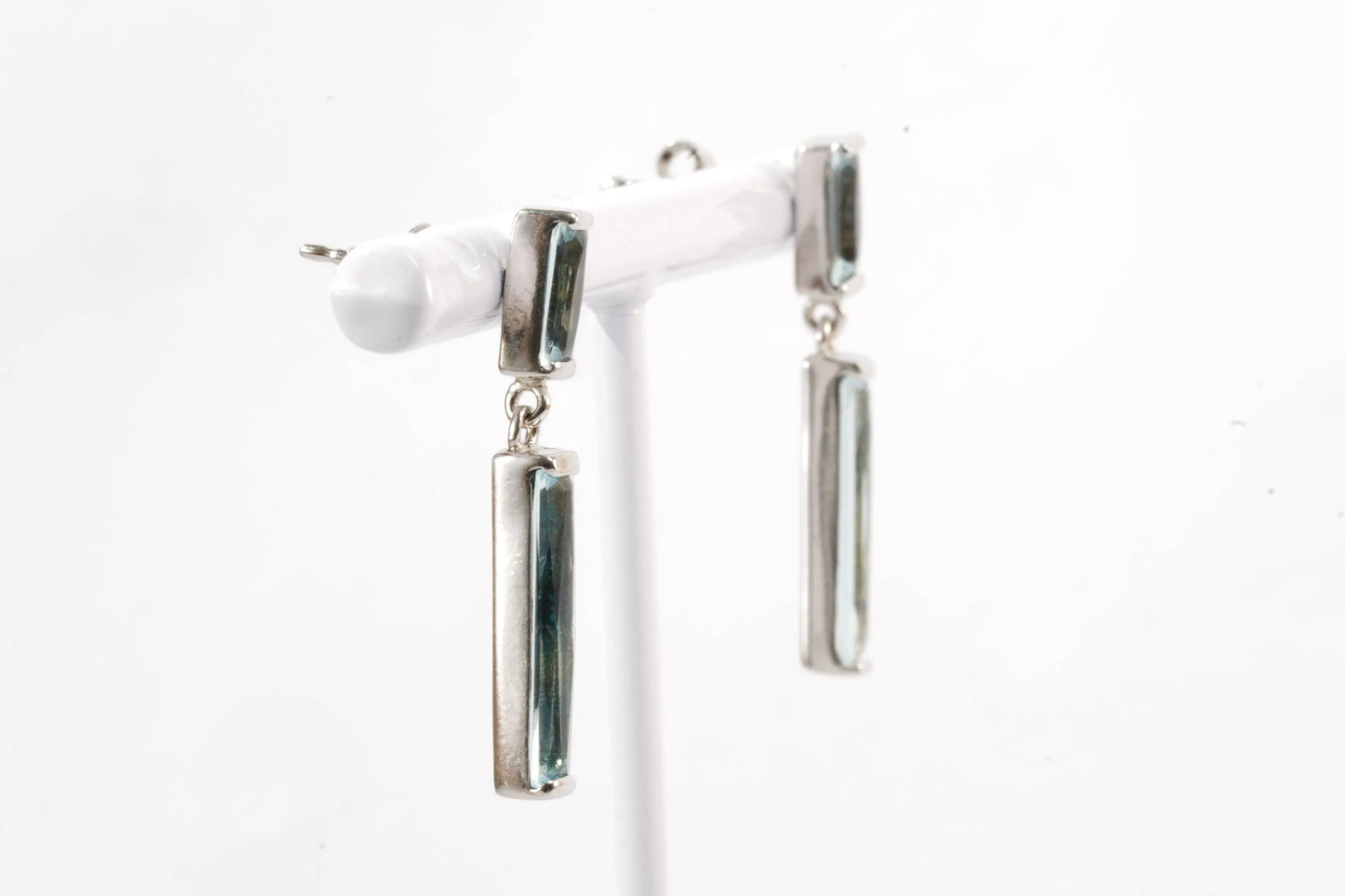 Boucles d'oreilles pendantes en Argent de forme rectangle avec verre coloré bleu Ma boutique