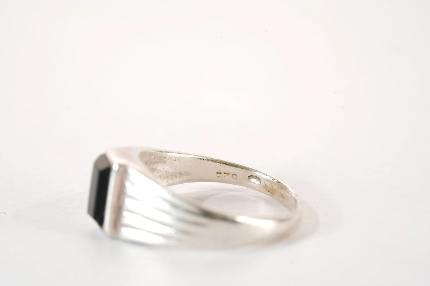 Chevalière en Argent avec pierre Onyx Ma boutique