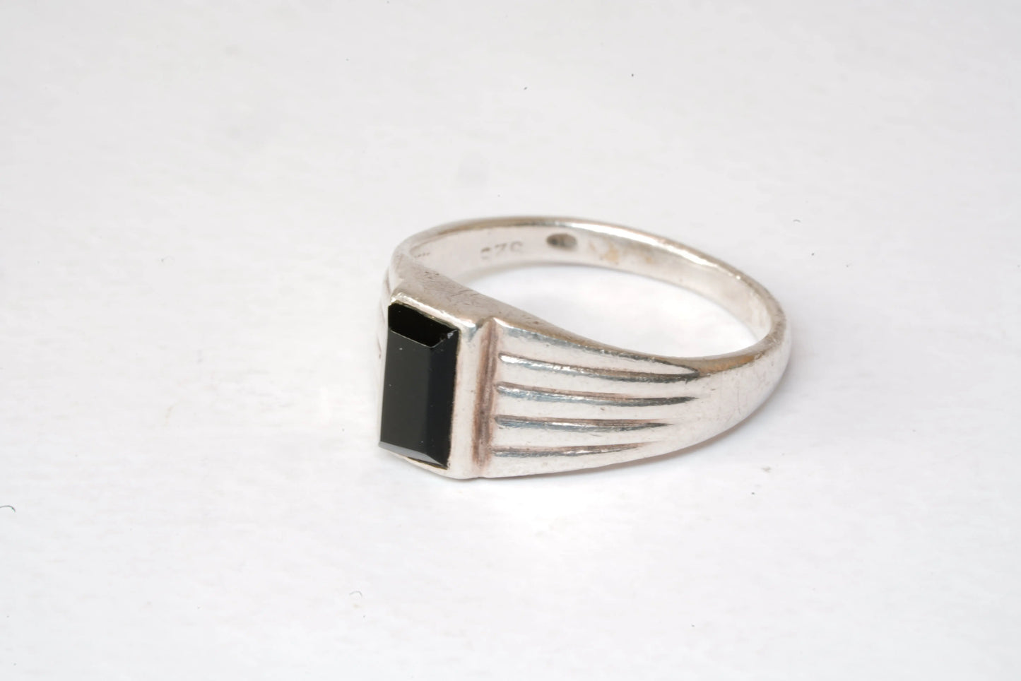 Chevalière en Argent avec pierre Onyx Ma boutique