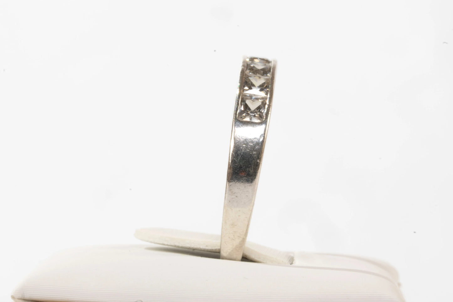 Bague en Argent avec pierres de Zirconium en rangée rectangulaire Ma boutique