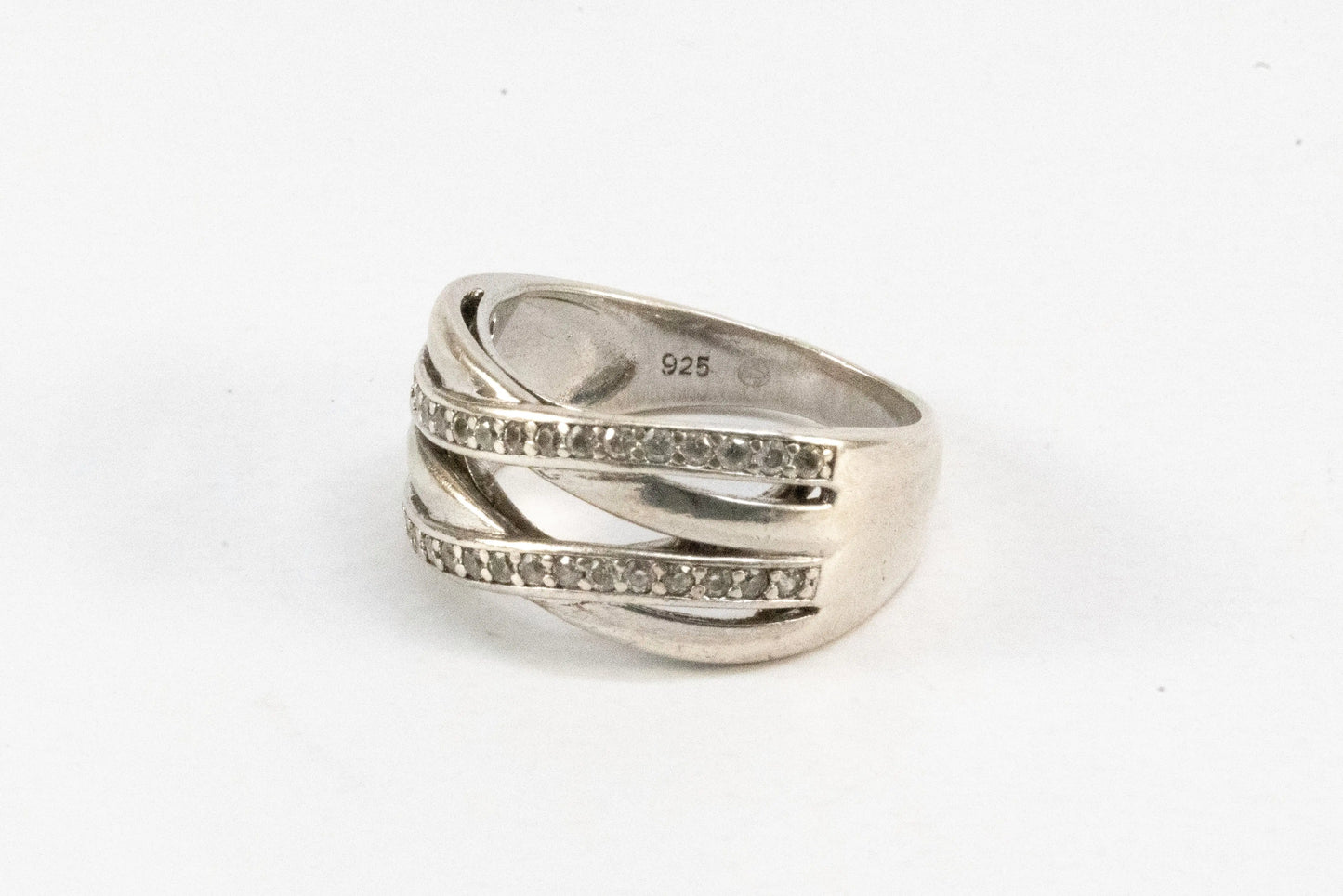 Bague en Argent style croisé avec petites pierres de Zirconium Ma boutique
