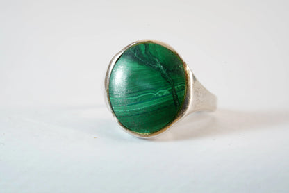 Chevalière en Argent avec Pierre verte Ma boutique