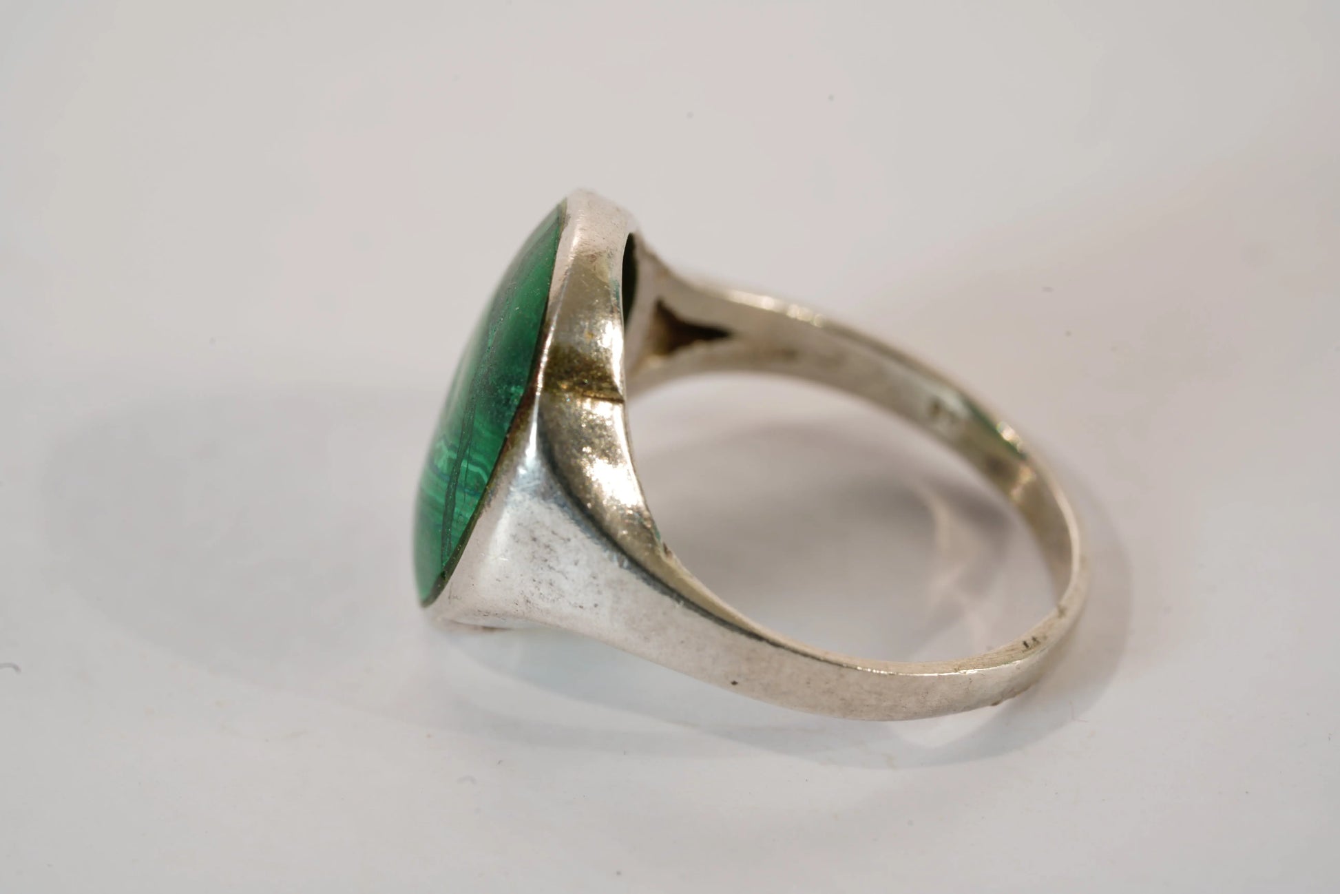 Chevalière en Argent avec Pierre verte Ma boutique