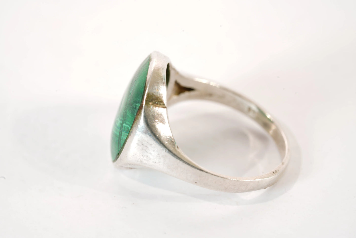 Chevalière en Argent avec Pierre verte Ma boutique