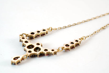 Collier en Plaqué Or et base en Argent et avec pierres de Grenat Ma boutique