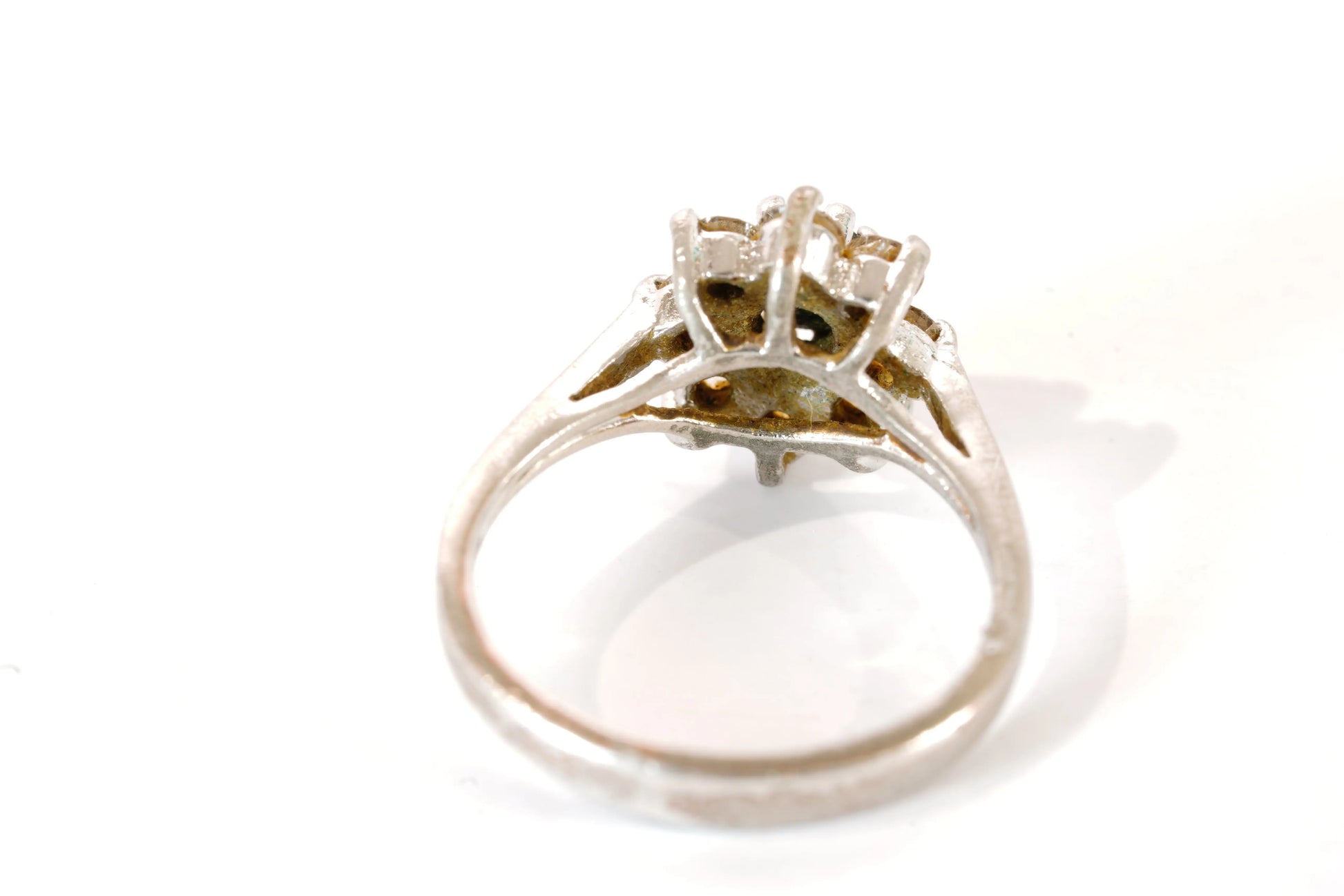 Solitaire forme Marguerite en Argent avec Saphir et Zirconium Ma boutique