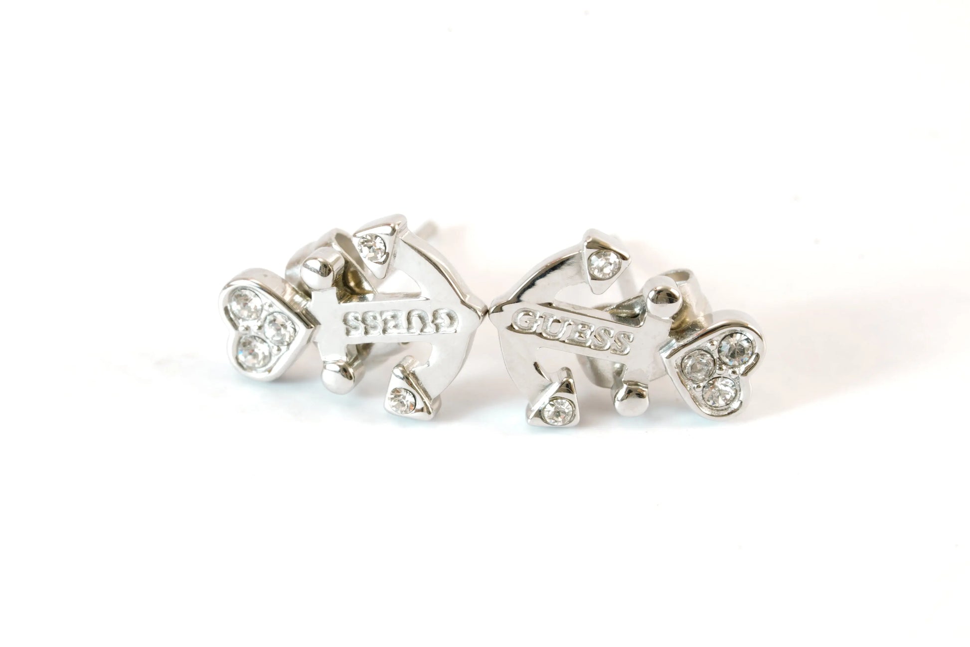 Boucles d'oreilles en Argent forme ancre de marque GUESS avec petites pierres Zirconium Ma boutique