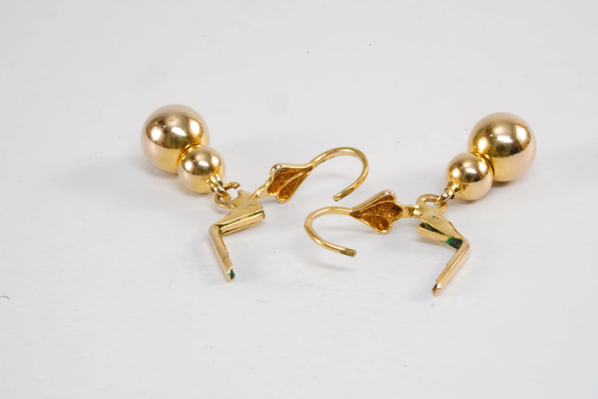 Boucles d'Oreilles dormeuses Plaqué Or avec boule Ma boutique