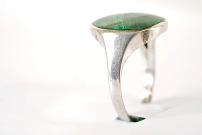 Chevalière en Argent avec Pierre verte Ma boutique