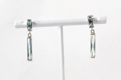 Boucles d'oreilles pendantes en Argent de forme rectangle avec verre coloré bleu Ma boutique