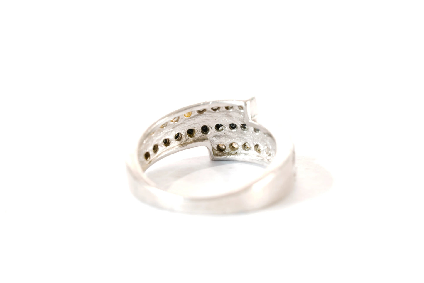 Bague en Argent avec pierres de Zirconium blanches et noires Ma boutique