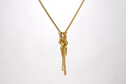 Collier en plaqué or JOURDAN avec motifs humains entrelacés Ma boutique