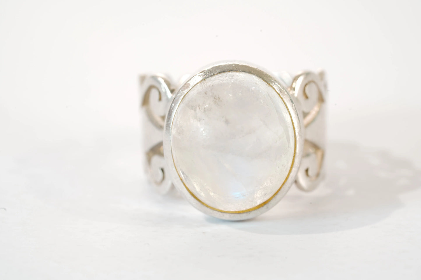 Bague anneau large en Argent avec Pierre de lune Ma boutique