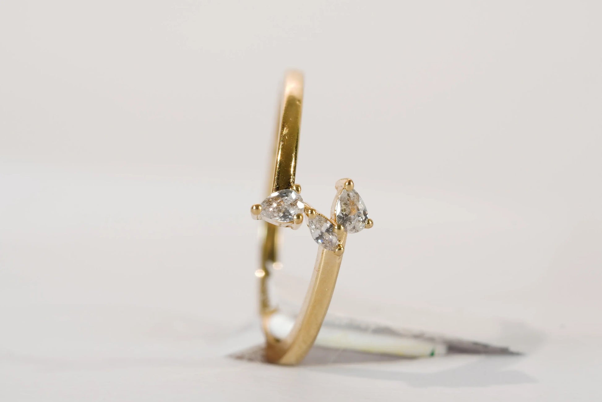 Bague croisée en plaqué Or avec pierres Zirconium Ma boutique