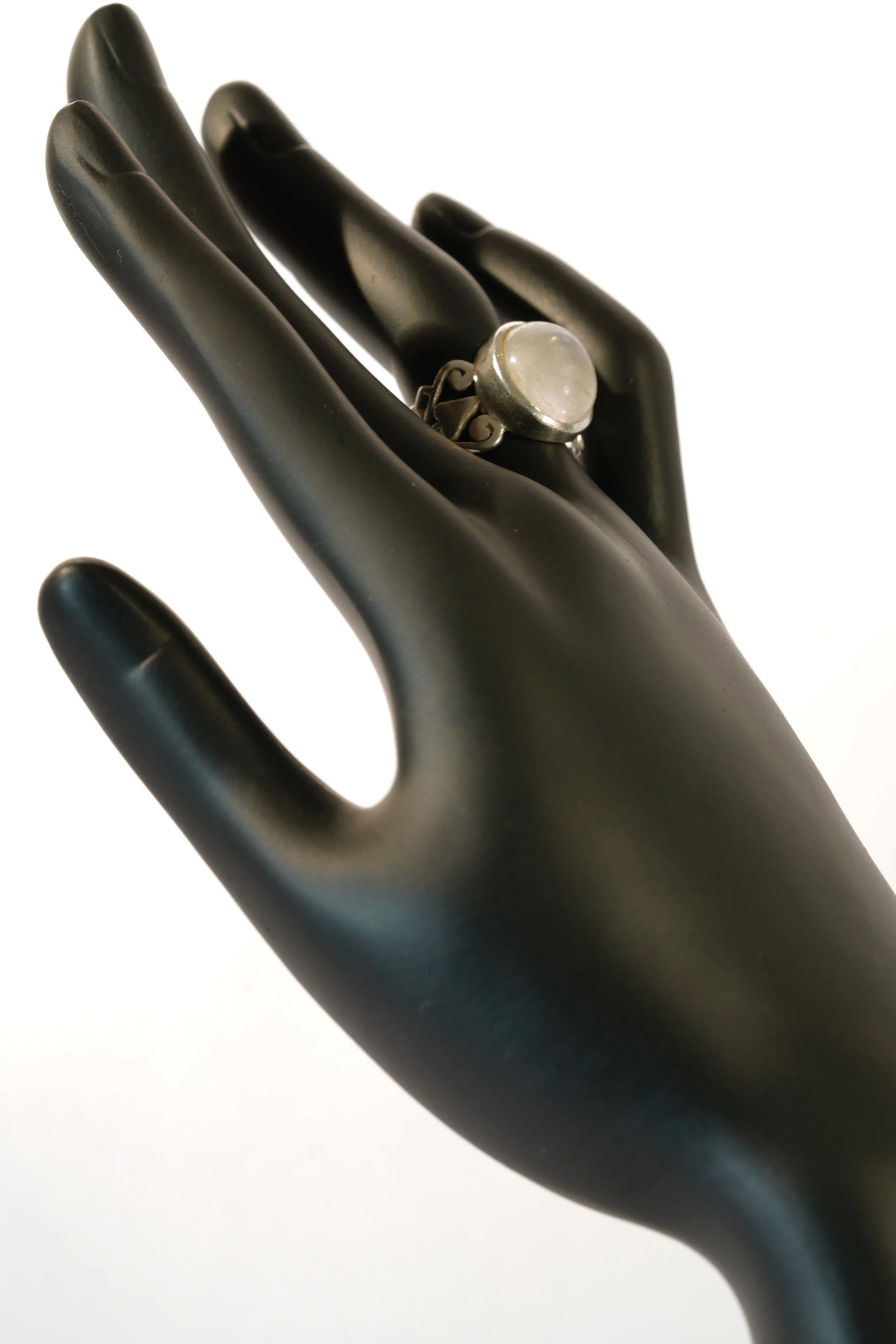 Bague anneau large en Argent avec Pierre de lune Ma boutique
