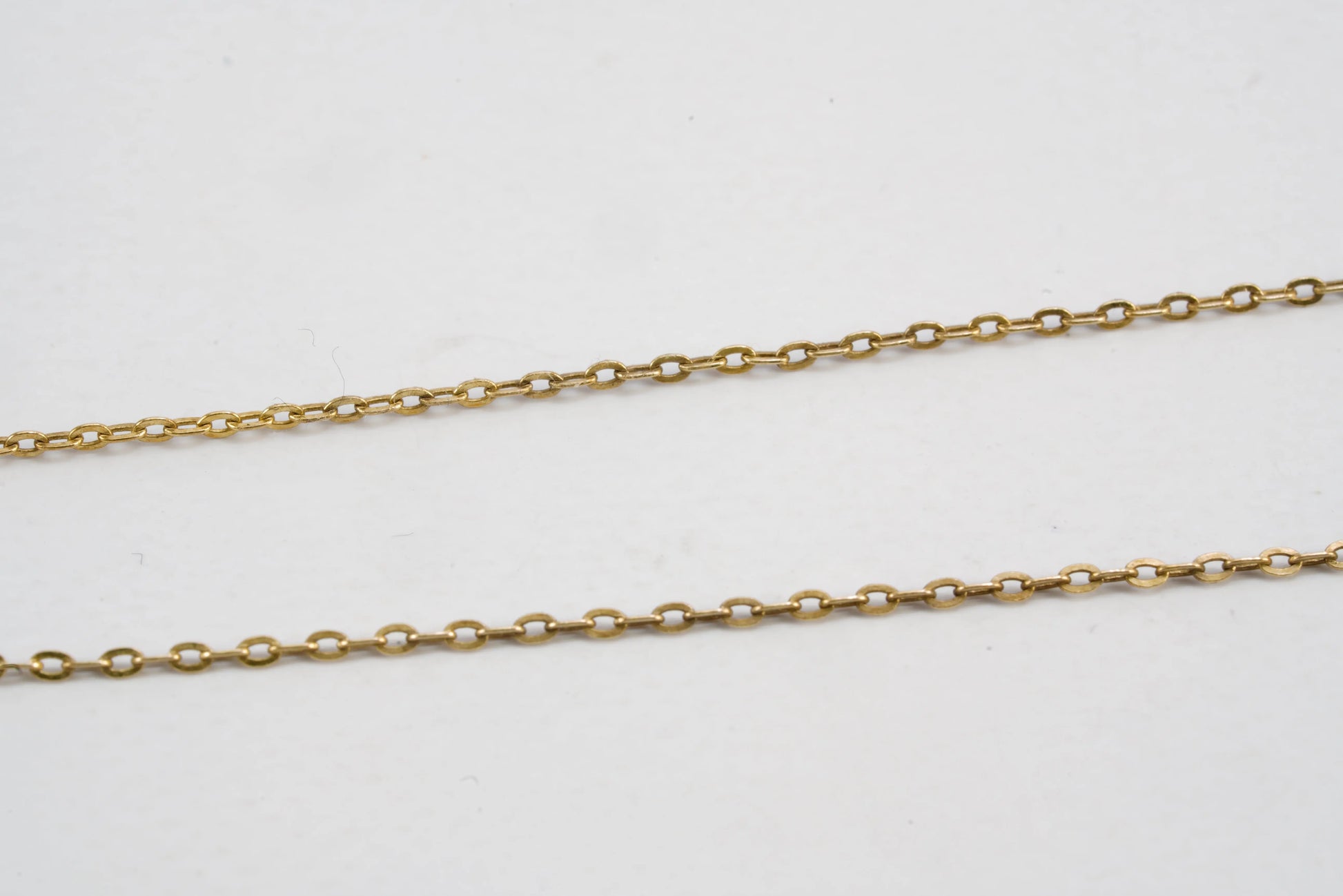 Collier en Plaqué Or et base en Argent et avec pierres de Grenat Ma boutique