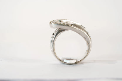 Bague motif avec pierres de Zirconium blanches et noires Ma boutique