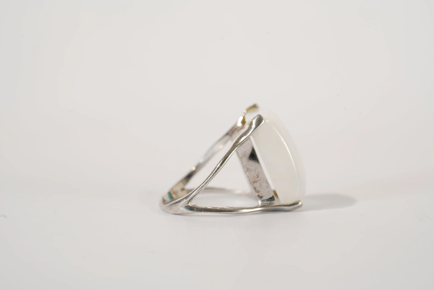 Bague fine en Argent avec large Pierre de Lune Ma boutique