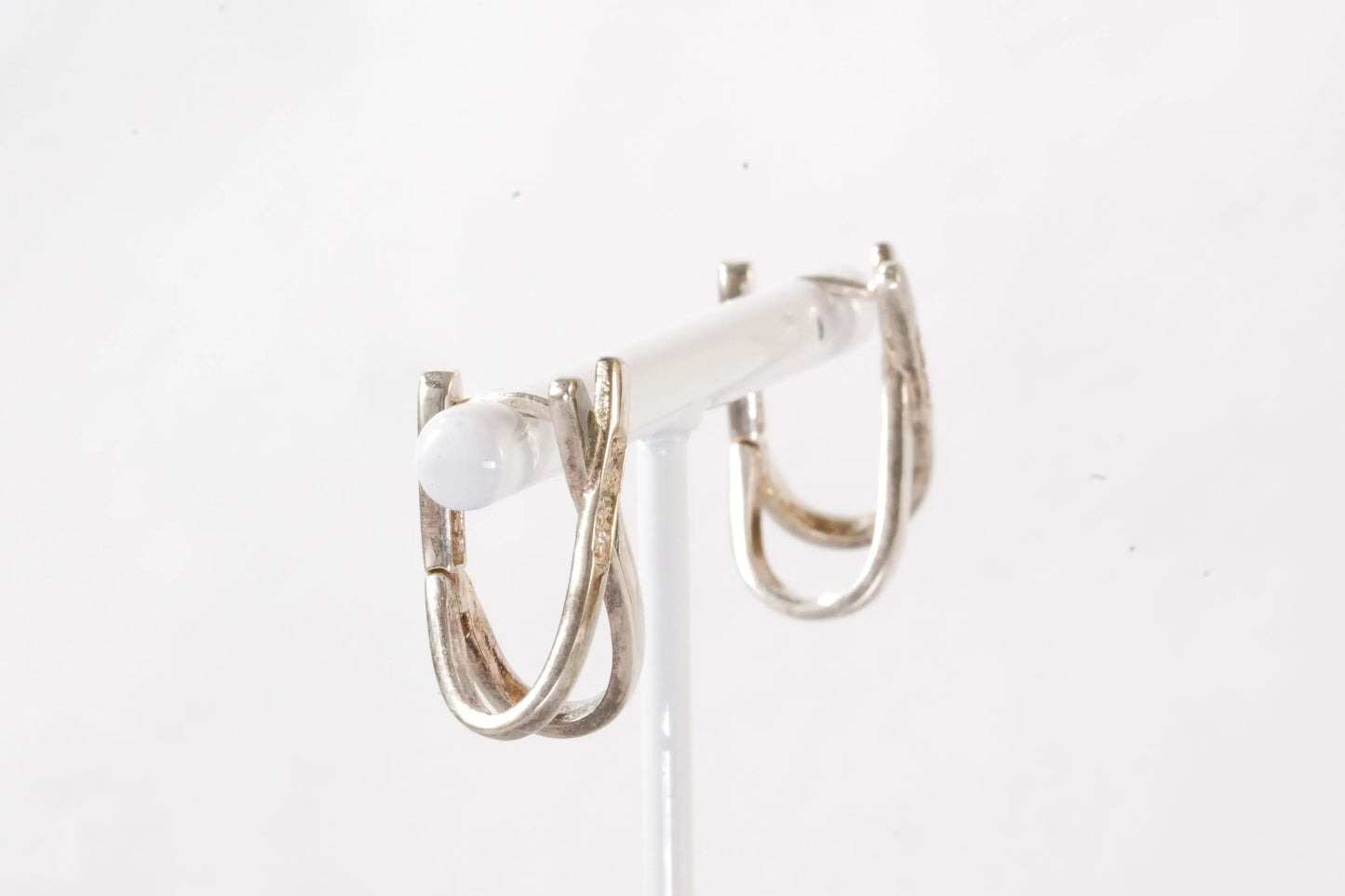 Boucles d'oreilles croisées en Argent avec petites pierres Zirconium Ma boutique