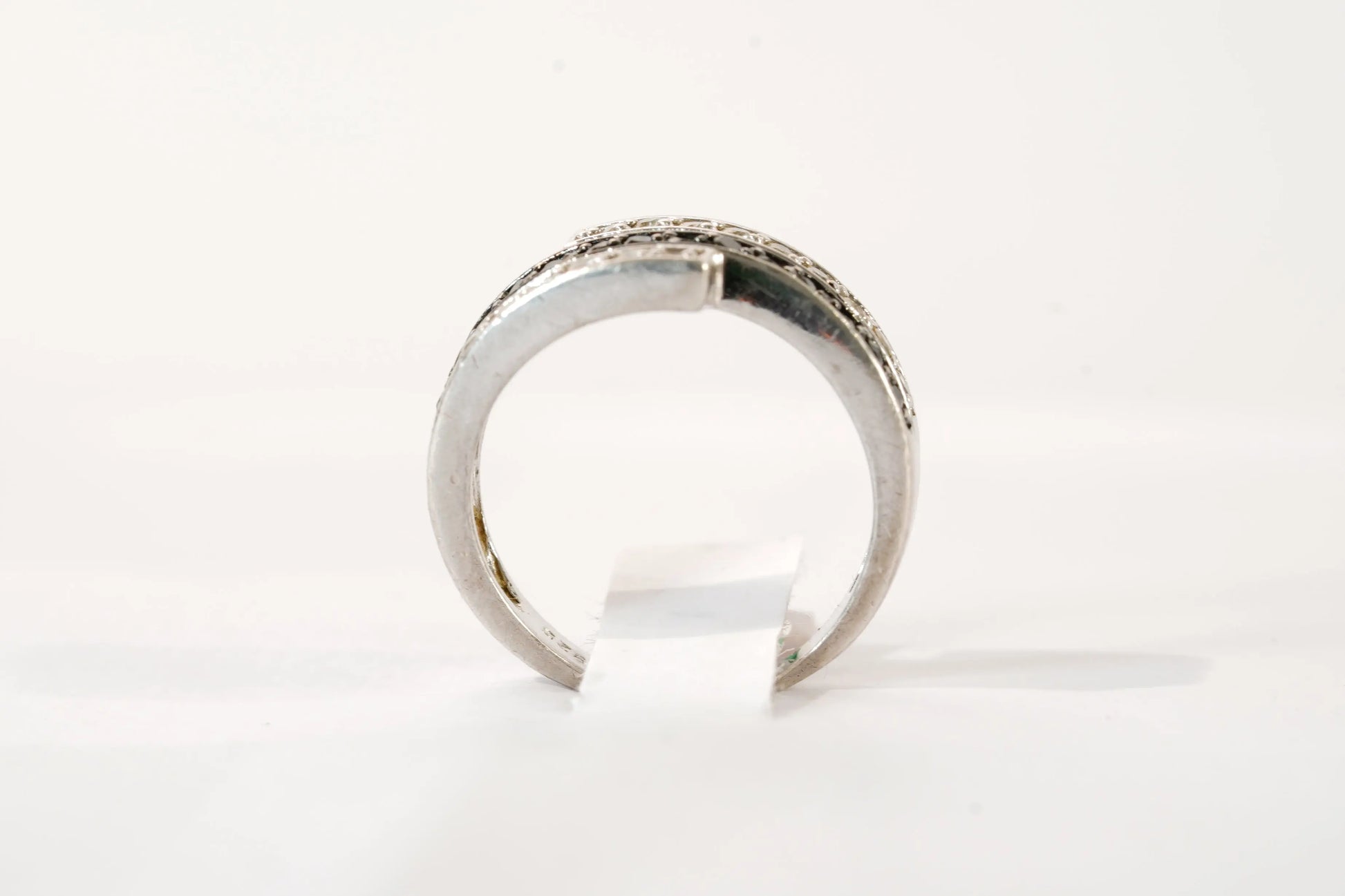 Bague en Argent avec pierres de Zirconium blanches et noires Ma boutique
