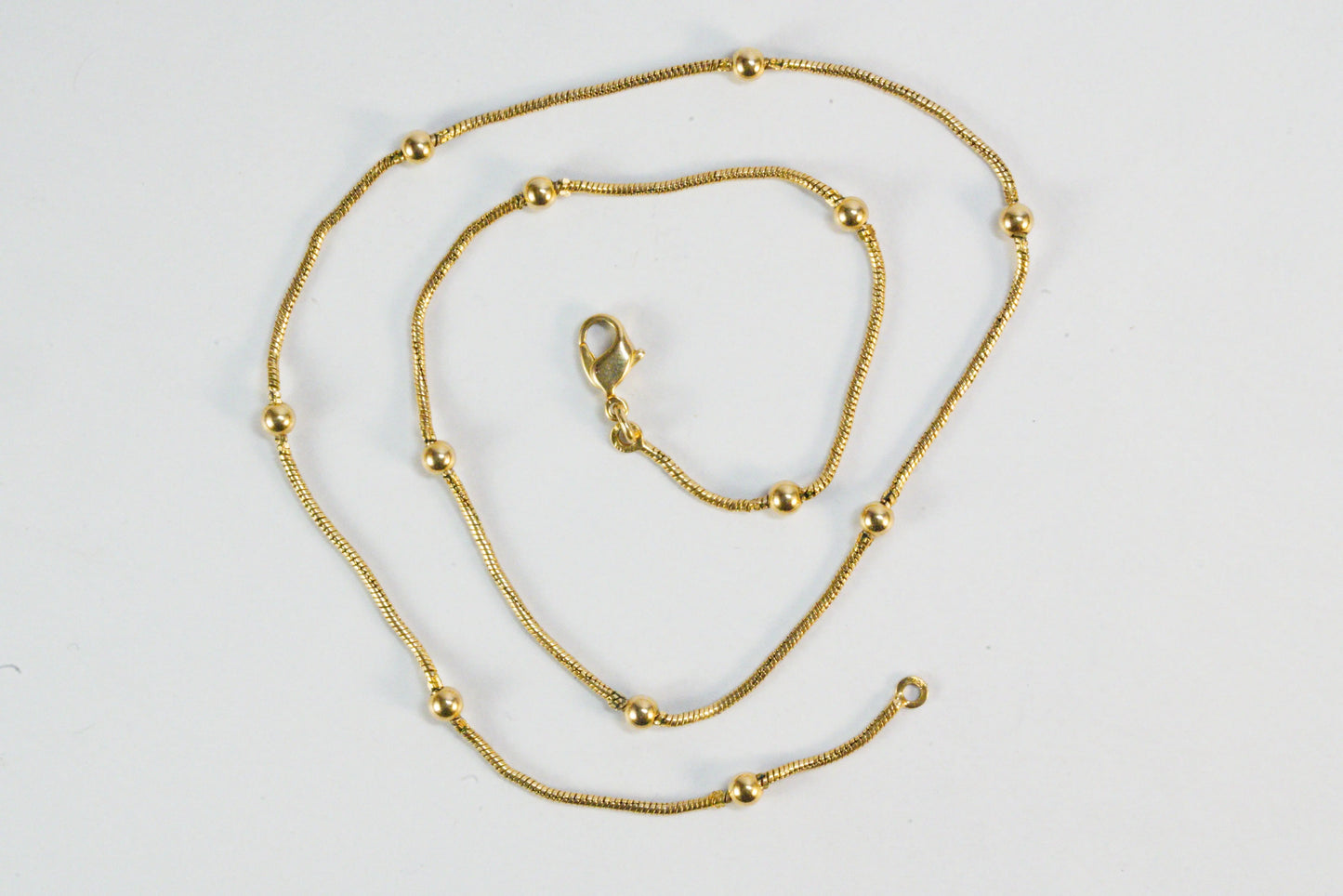 Collier Plaqué Or maille serpent boules Ma boutique