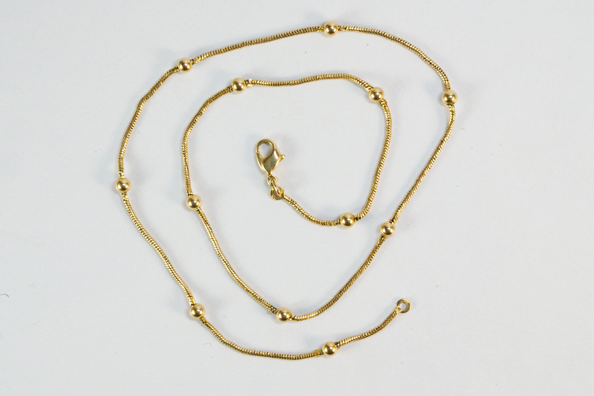 Collier Plaqué Or maille serpent boules Ma boutique