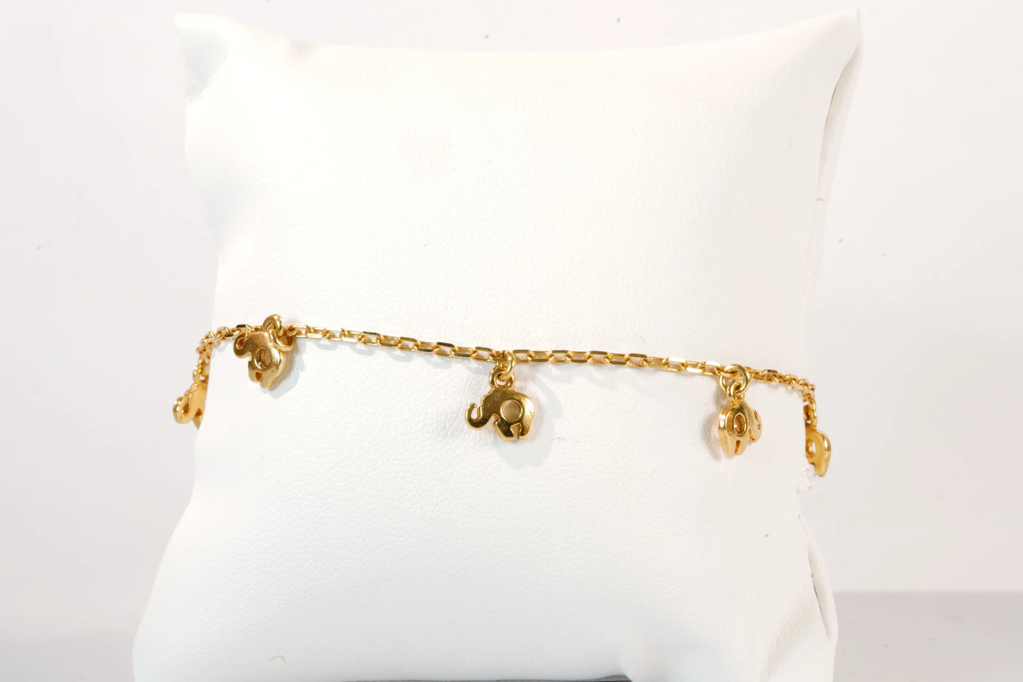Bracelet fin en Plaqué Or avec petits pendentifs éléphants Ma boutique
