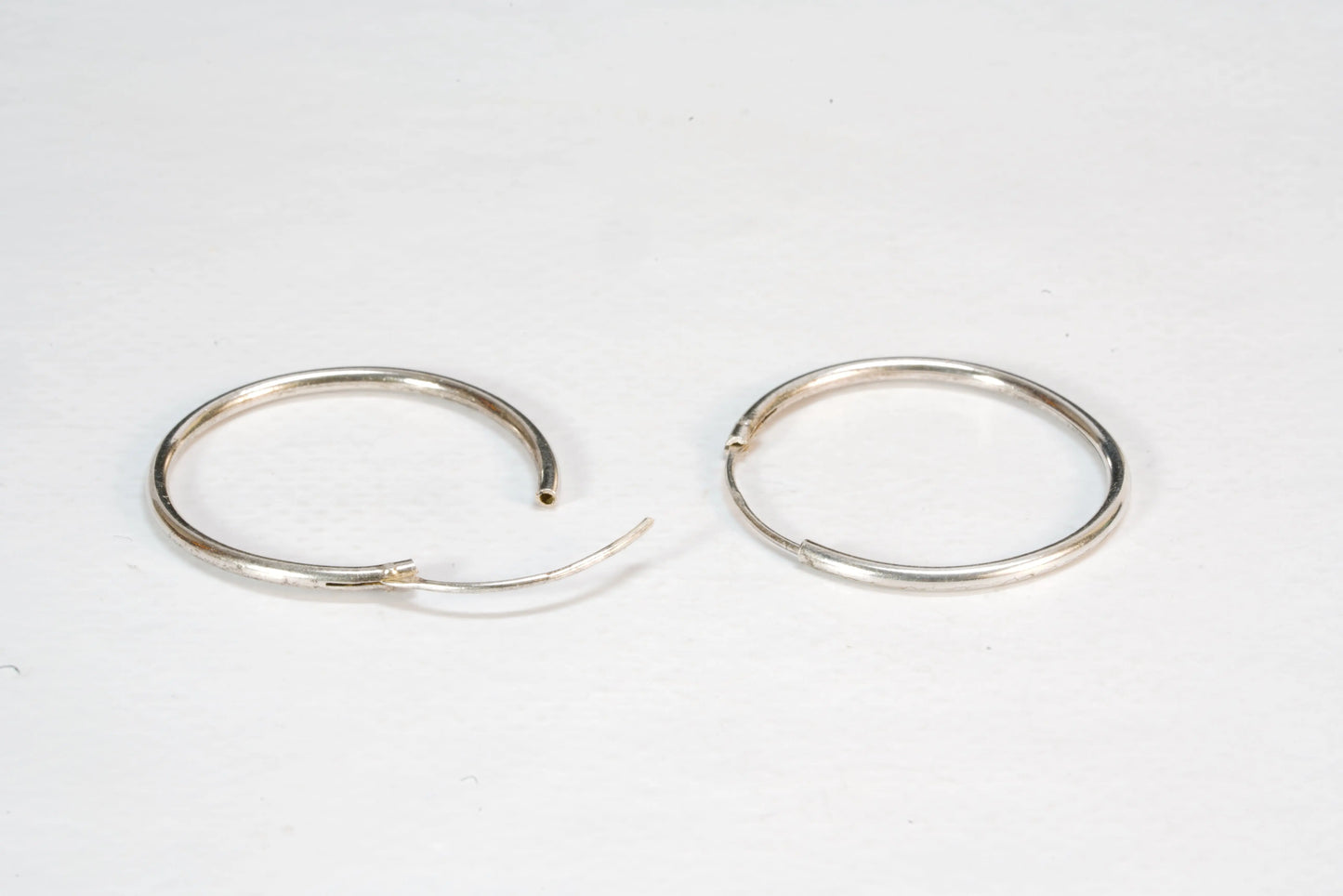 Boucles d'oreilles créoles fines en Argent Ma boutique