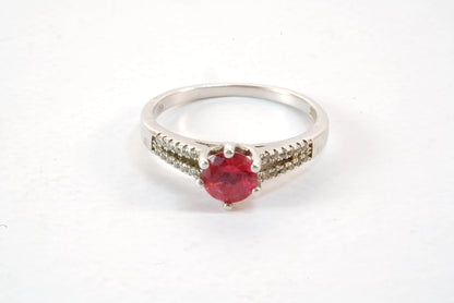 Solitaire en Argent avec Pierre rouge et pierre de Zirconium Ma boutique