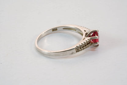 Solitaire en Argent avec Pierre rouge et pierre de Zirconium Ma boutique