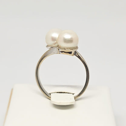 Bague "Toi et Moi" à deux Perles de Culture sur Monture en Or Blanc