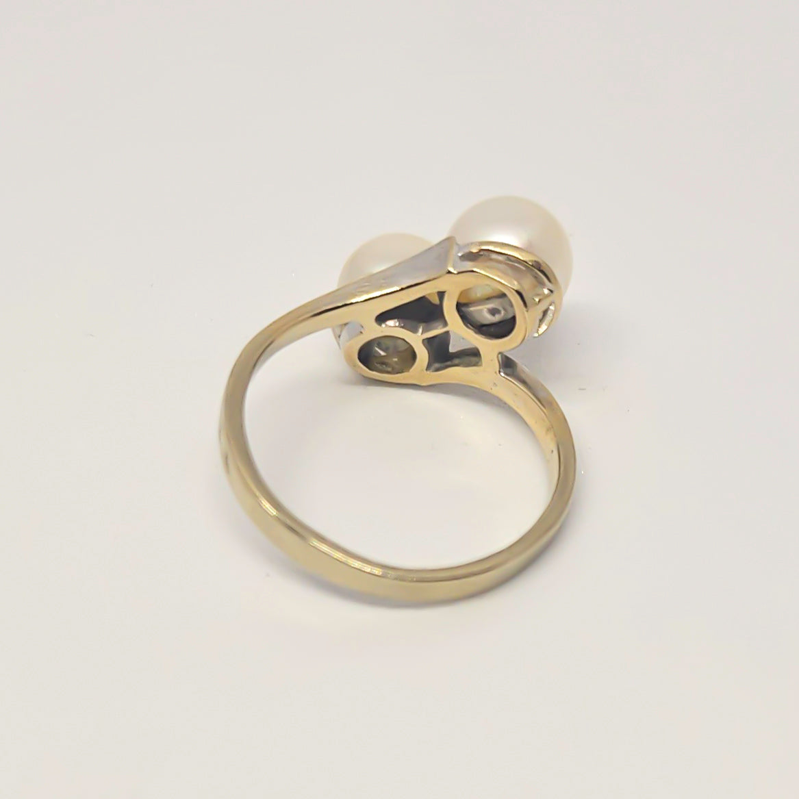 Bague "Toi et Moi" à deux Perles de Culture sur Monture en Or Blanc