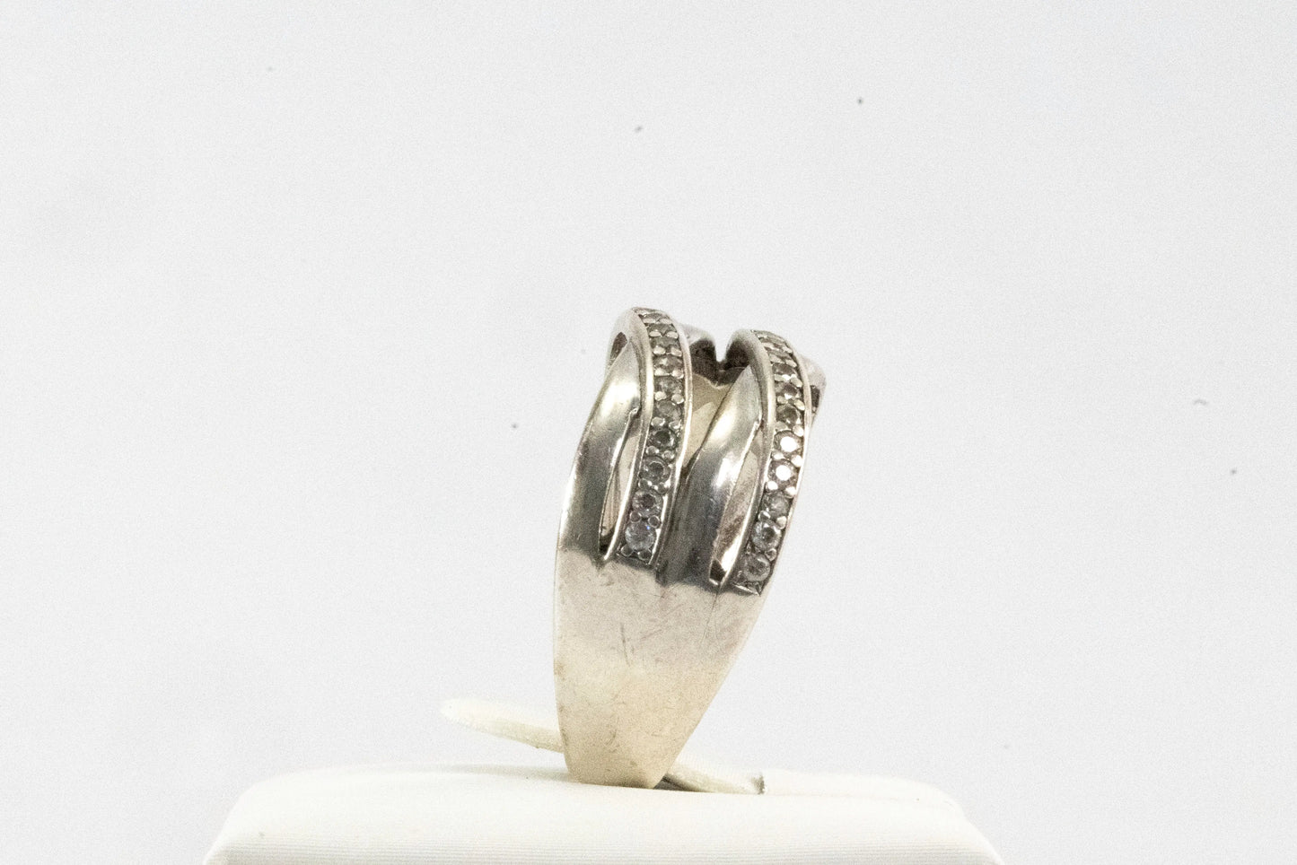 Bague en Argent style croisé avec petites pierres de Zirconium Ma boutique