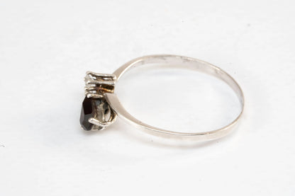 Bague en Argent sertie d'un Saphir et pierres de Zirconium Ma boutique