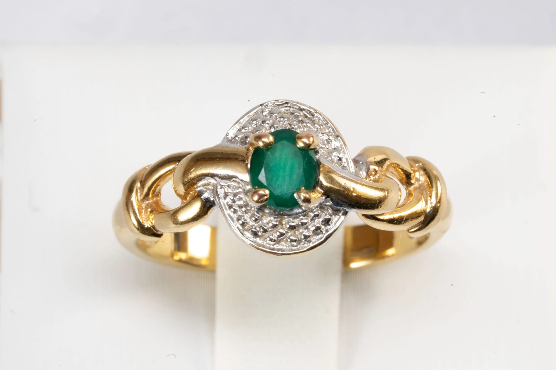 Bague en Plaqué Or sertie d'une émeraude Ma boutique