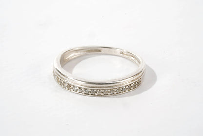 Bague en Argent avec petites pierres de Zirconium en rangée rectangulaire Ma boutique