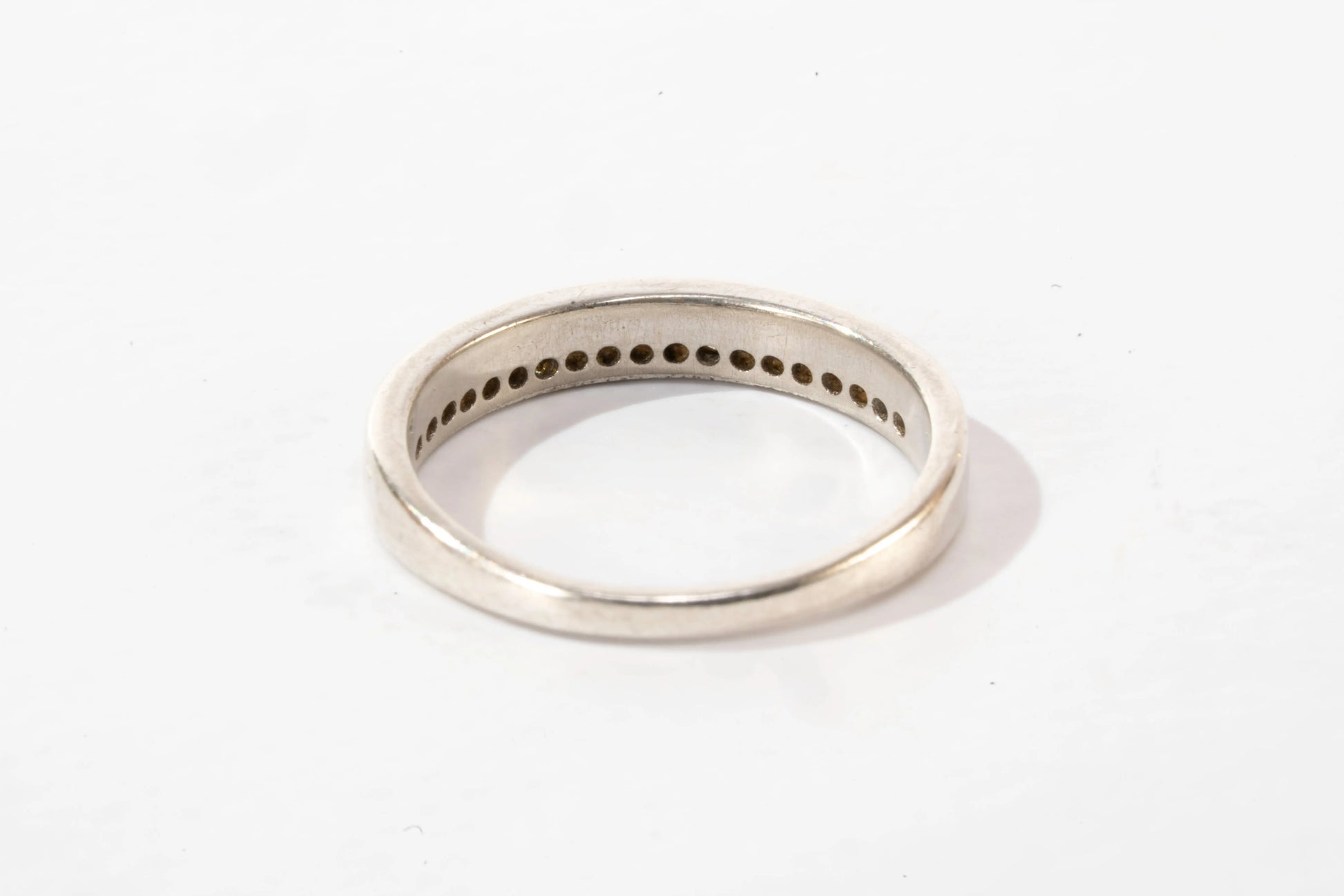 Bague en Argent avec petites pierres de Zirconium en rangée rectangulaire Ma boutique
