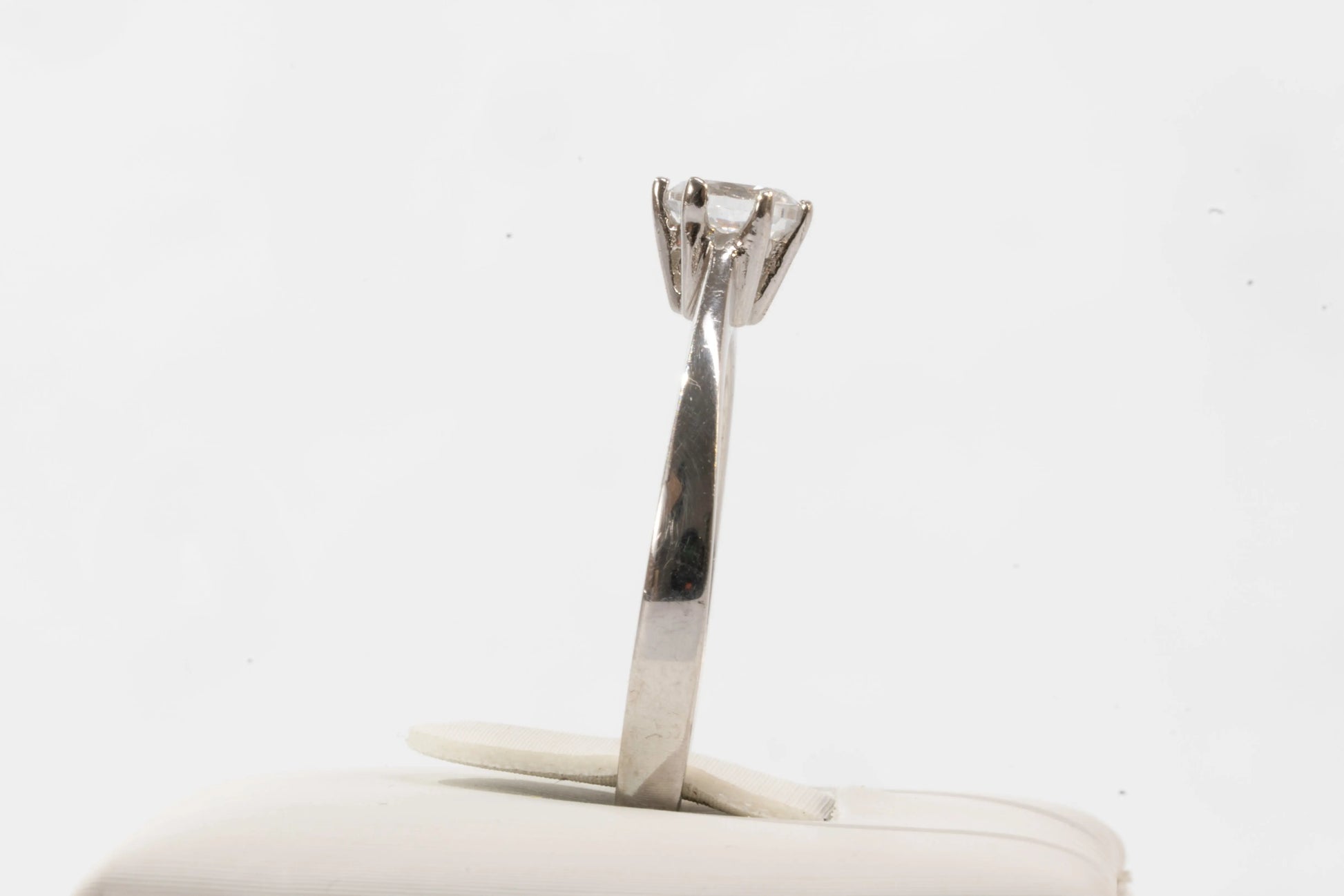 Bague en Argent sertie d'un solitaire Zirconium Ma boutique