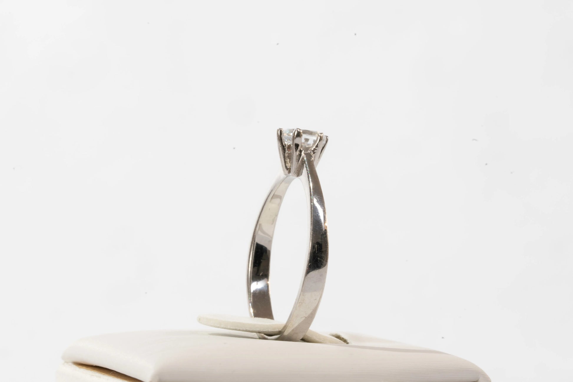 Bague en Argent sertie d'un solitaire Zirconium Ma boutique