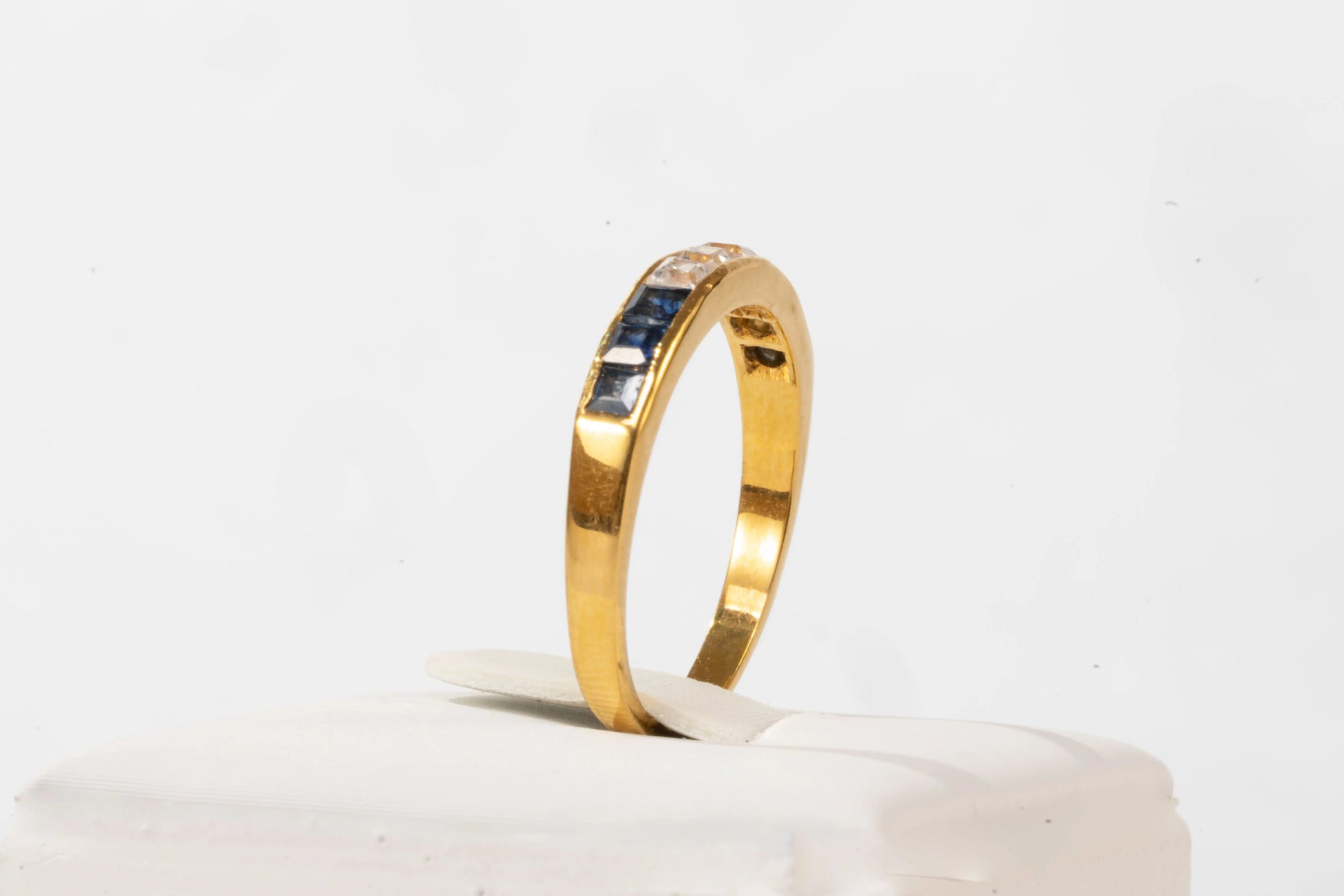 Bague en Plaqué Or avec pierres de Zirconium et pierres bleues Ma boutique
