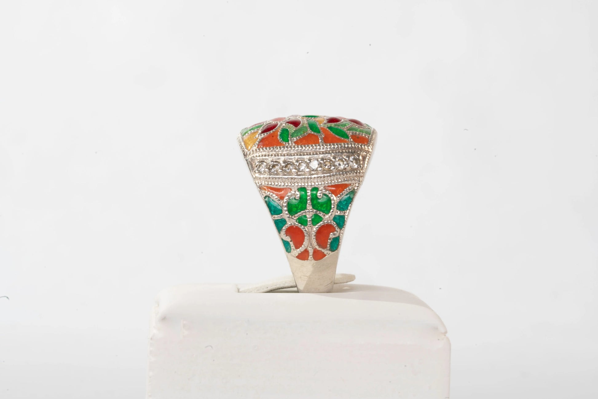 Bague en Argent avec motifs fleurs en émail coloré et pierres de Zirconium Max & Lucie