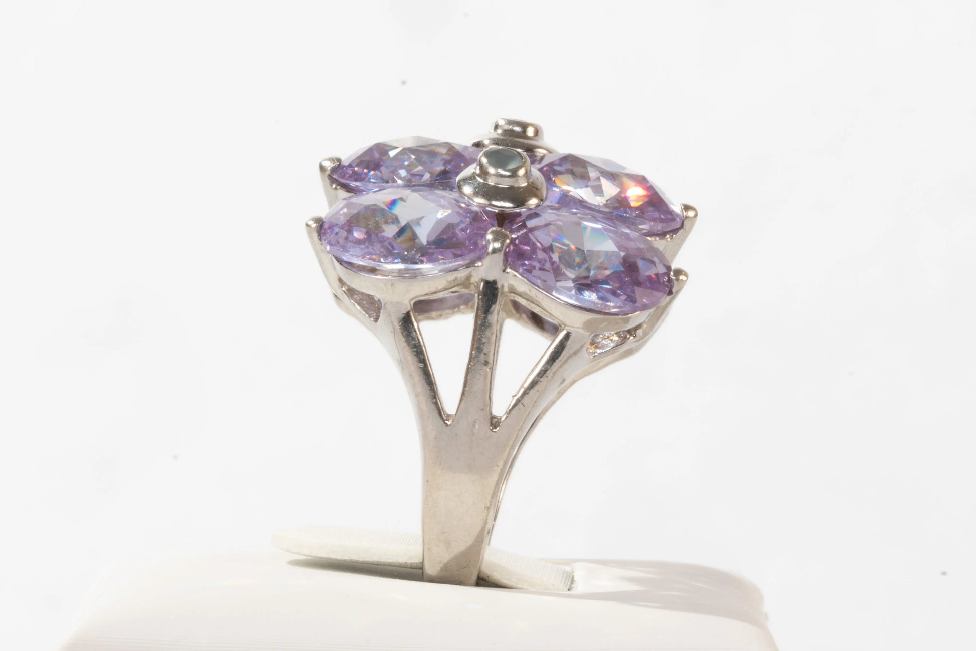 Bague en Argent avec pierres violettes de verre coloré Ma boutique