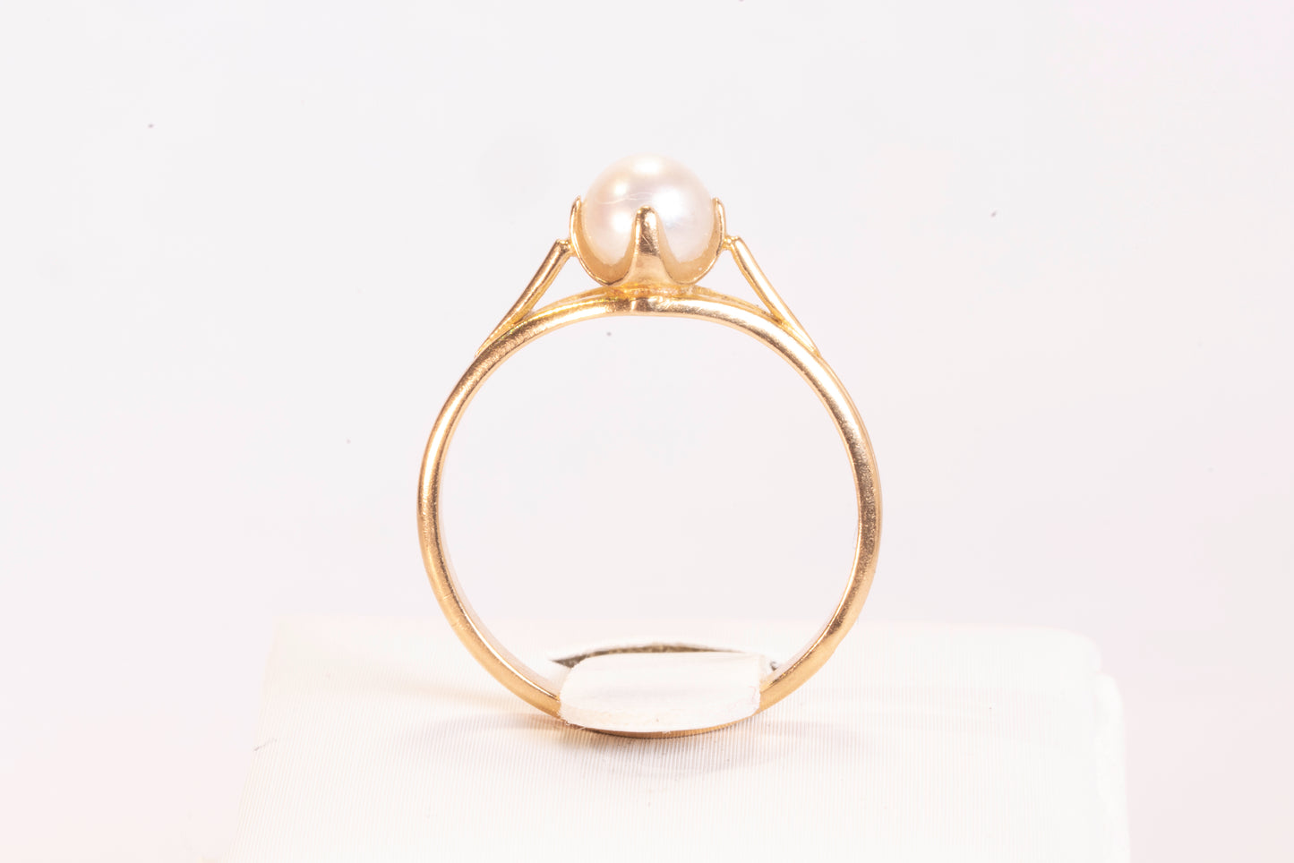 Solitaire Perle de Culture Monture Épaulée Or Jaune 18K