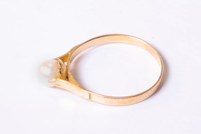 Bague Solitaire Perle de Culture Monture Classique Or 18K
