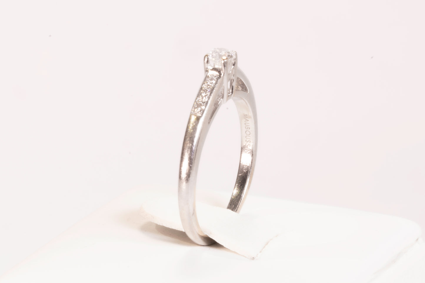 Solitaire Mauboussin "Tu Es Le Sel De Ma Vie" Diamant Or Blanc 18K