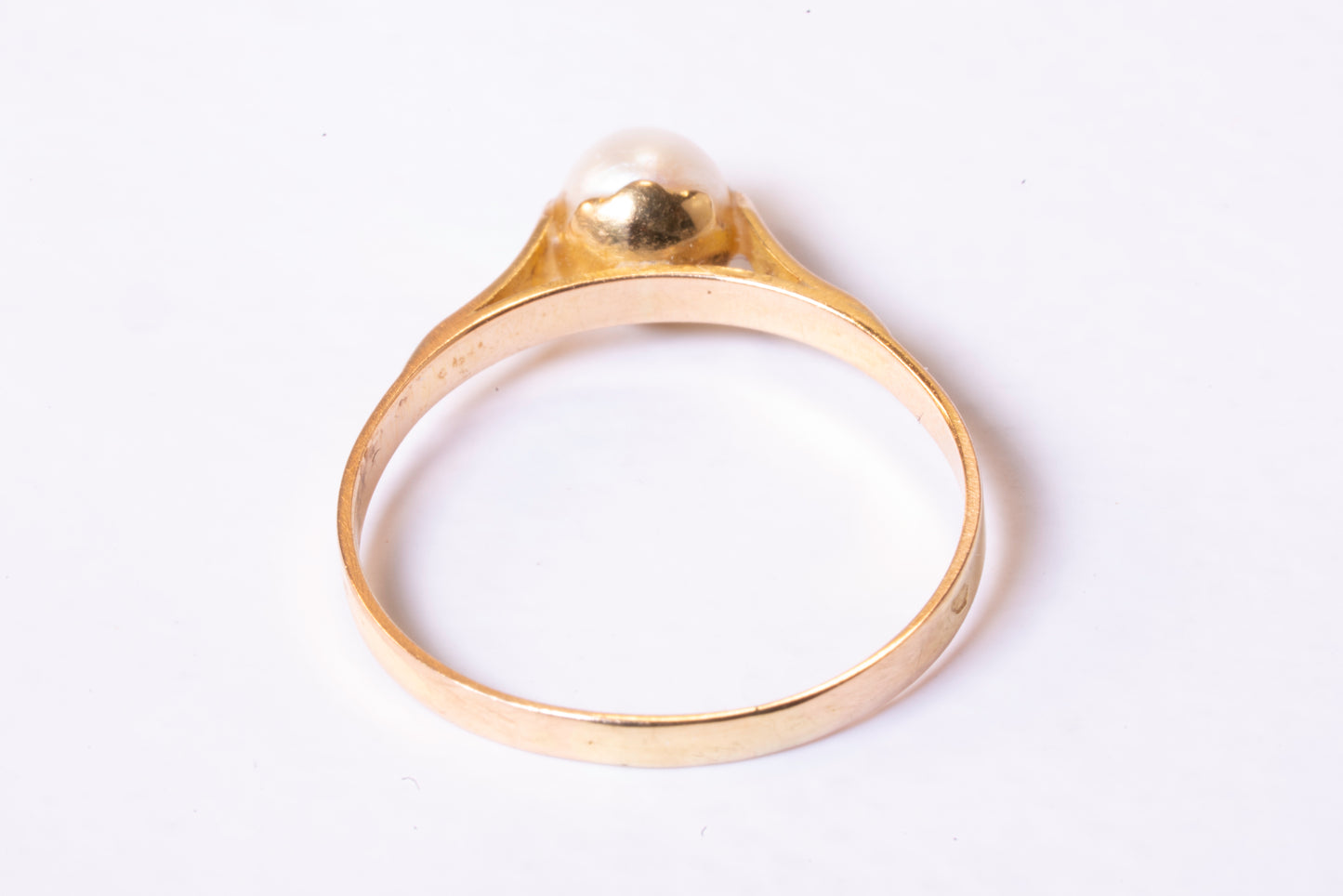 Bague Solitaire Perle de Culture Monture Classique Or 18K