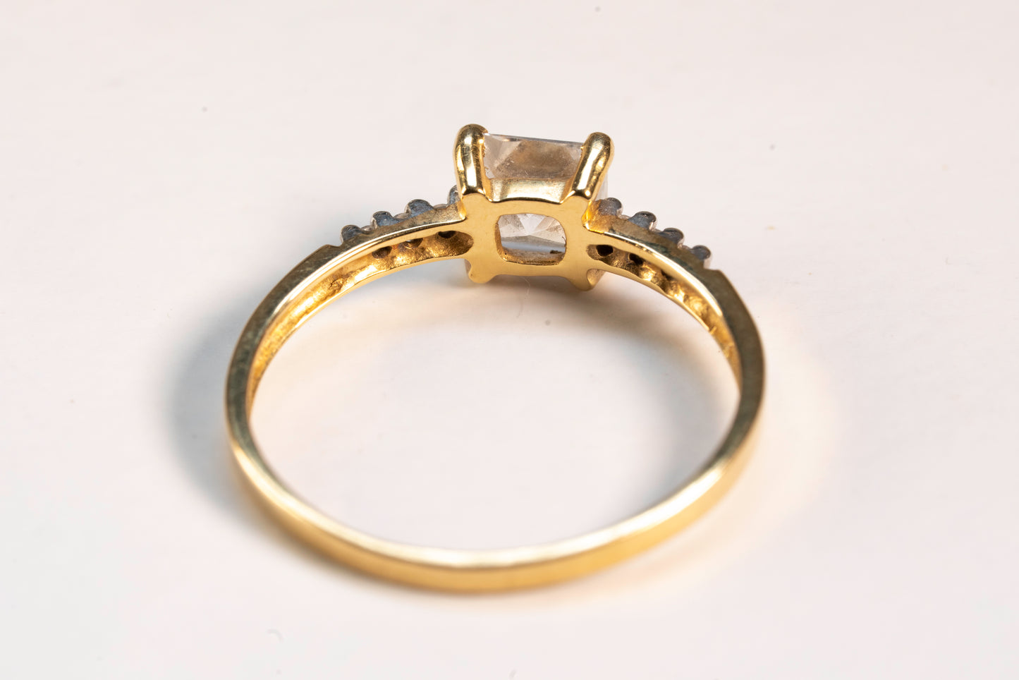 Bague Solitaire Accompagné Or Jaune 9K Taille Princesse