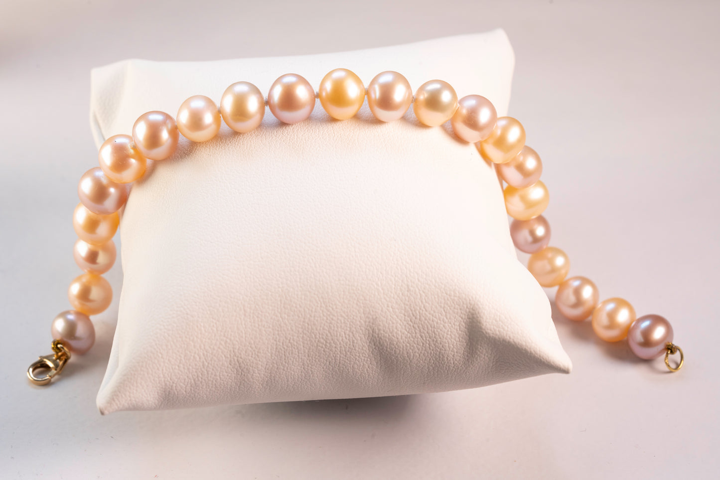 Bracelet Perles de Culture Nouées et Or Jaune 18K