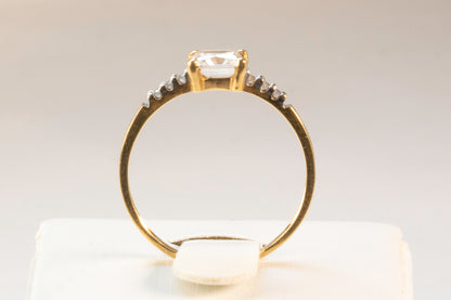 Bague Solitaire Accompagné Or Jaune 9K Taille Princesse
