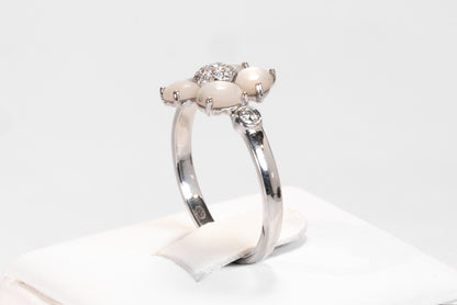 Bague Mauboussin Éternité Tendresse – Or Blanc, Nacre et Diamants